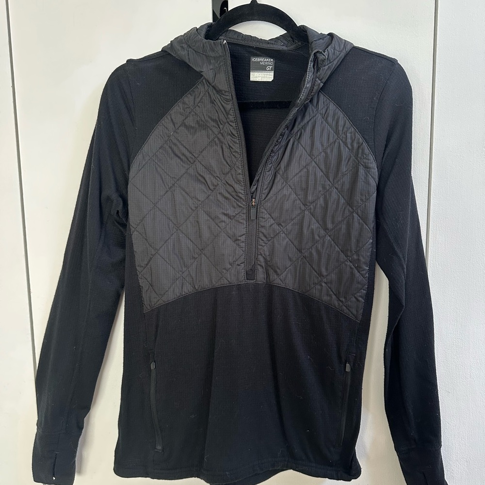 Icebreaker Women’s Medium Black Quilted Hooded Wool Long Sleeve